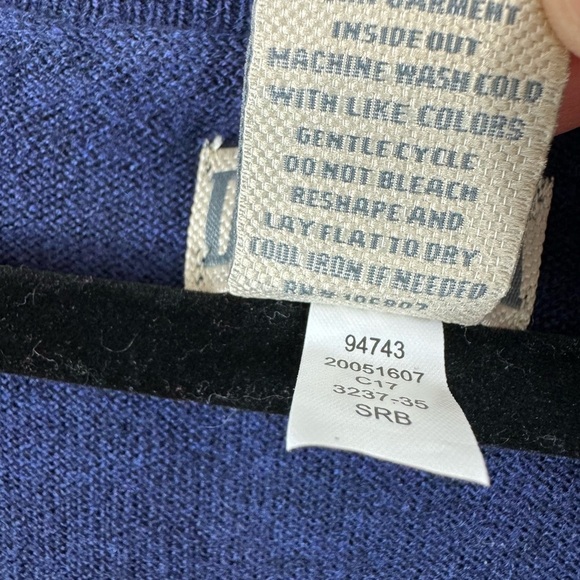 Duluth Trading Size XL 2XL Slim Fit Royal Blue V-Neck 100% Merino Wool Sweater - Picture 3 of 5